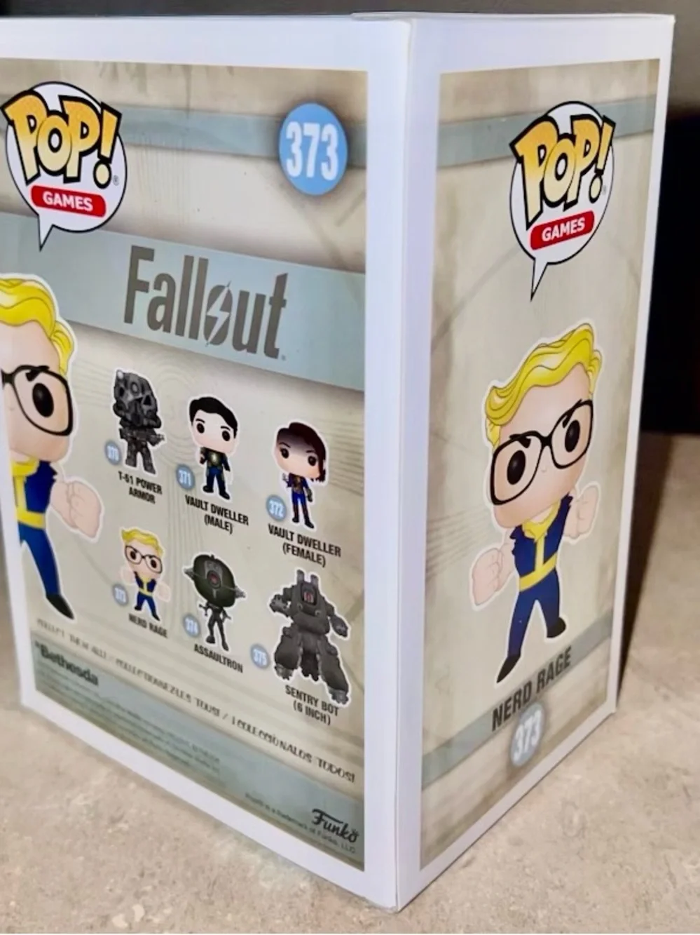 Funko Pop! Fallout Nerd Rage Vinyl Figure - Blue, Yellow & Black